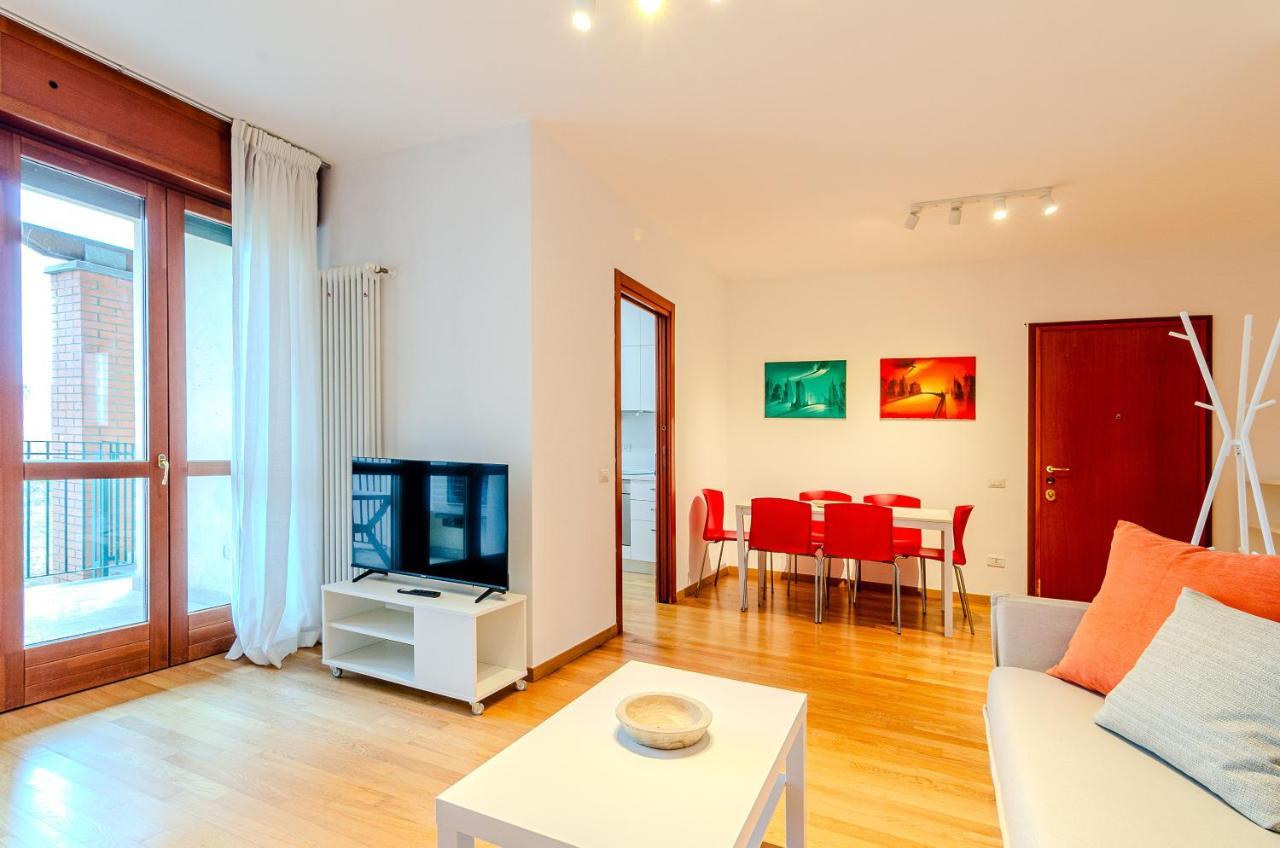 Park View Apartment - Milano Navigli Eksteriør bilde