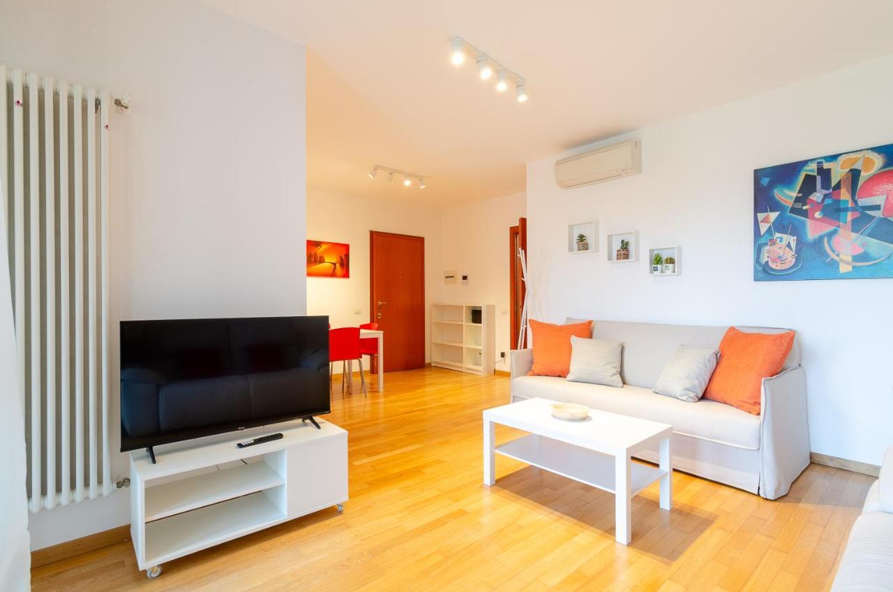 Park View Apartment - Milano Navigli Eksteriør bilde